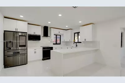 315 NE 160th Ter, Miami, FL 33162 - Photo 9