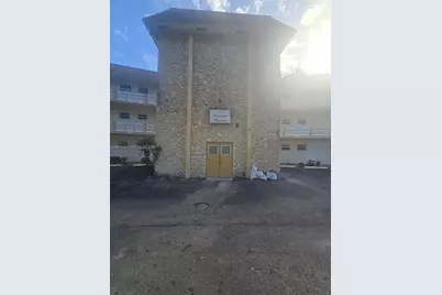 5151 W Oakland Park Blvd #303, Lauderdale Lakes, FL 33313 - Photo 1