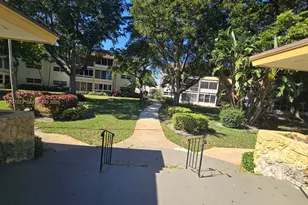 5151 W Oakland Park Blvd, Lauderdale Lakes, FL 33313 - Photo 29