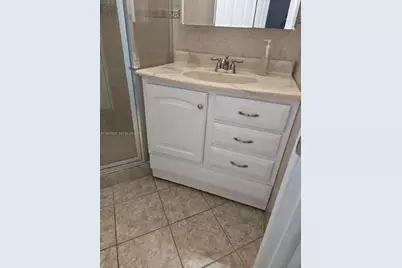 5151 W Oakland Park Blvd #303, Lauderdale Lakes, FL 33313 - Photo 21