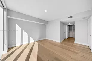 400 Sunny Isles Blvd, Sunny Isles Beach, FL 33160 - Photo 11