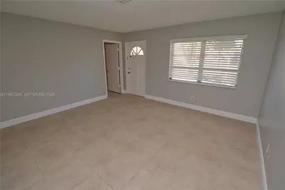 8940 NW 21st Ct, Pembroke Pines, FL 33024 - Photo 5