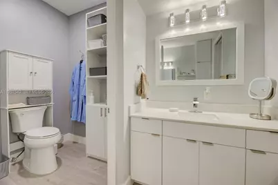 2742 NE Kinsington Cir #24-1, Weston, FL 33332 - Photo 27