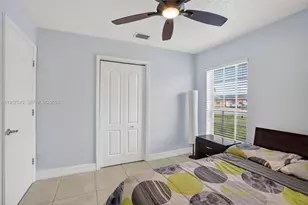 3427 NW 196th Ln, Miami Gardens, FL 33056 - Photo 15