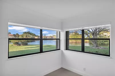 220 Lakeview Dr #113, Weston, FL 33326 - Photo 21