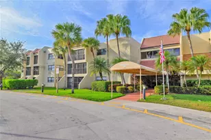 220 Lakeview Dr, Weston, FL 33326 - Photo 25