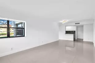 220 Lakeview Dr, Weston, FL 33326 - Photo 7