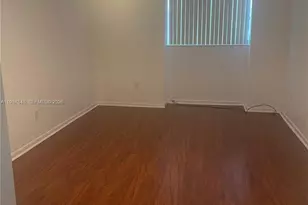 10525 SW 112th Ave, Miami, FL 33176 - Photo 7