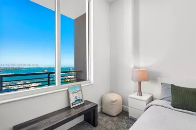 335 S Biscayne Blvd #UPH-10, Miami, FL 33131 - Photo 7