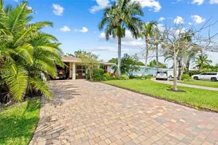 2395 SE 6th St, Pompano Beach, FL 33062 - Photo 11