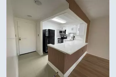 4910 NW 79th Ave #108, Doral, FL 33166 - Photo 5