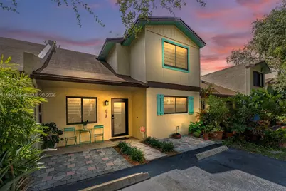 678 NE 1st St, Dania Beach, FL 33004 - Photo 33
