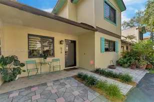 678 NE 1st St, Dania Beach, FL 33004 - Photo 3