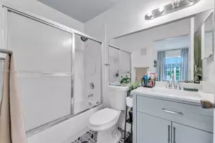 5265 NW 112th Ave, Doral, FL 33178 - Photo 15