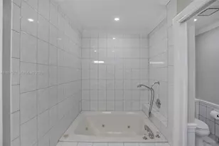 466 NE 8th Ave, Deerfield Beach, FL 33441 - Photo 47