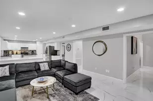 466 NE 8th Ave, Deerfield Beach, FL 33441 - Photo 17