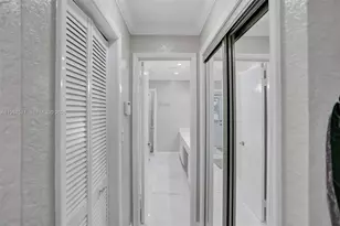 466 NE 8th Ave, Deerfield Beach, FL 33441 - Photo 45