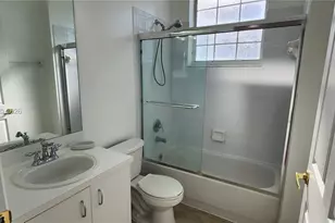 7400 S Aragon Blvd, Sunrise, FL 33313 - Photo 21