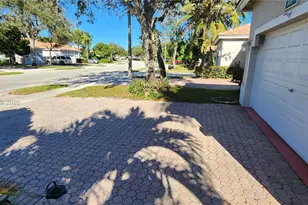7400 S Aragon Blvd, Sunrise, FL 33313 - Photo 35