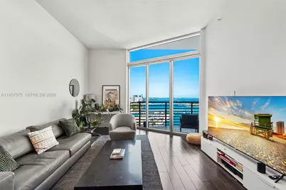 335 S Biscayne Blvd #UPH-10, Miami, FL 33131 - Photo 3