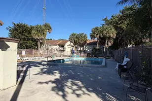 465 NW 210th St, Miami Gardens, FL 33169 - Photo 29