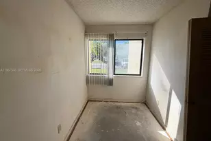 465 NW 210th St, Miami Gardens, FL 33169 - Photo 23