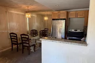 465 NW 210th St, Miami Gardens, FL 33169 - Photo 9