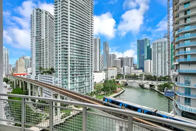 690 SW 1st Ct #1502, Miami, FL 33130 - Photo 1