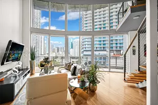 690 SW 1st Ct, Miami, FL 33130 - Photo 5