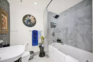 690 SW 1st Ct, Miami, FL 33130 - Photo 19