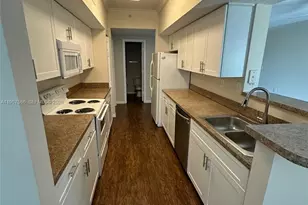 11600 SW 2nd St, Pembroke Pines, FL 33025 - Photo 21