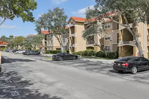 11600 SW 2nd St, Pembroke Pines, FL 33025 - Photo 23