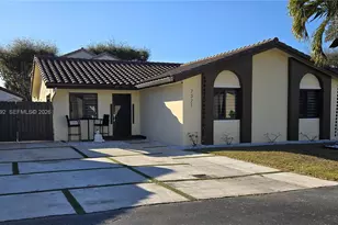 7371 SW 113th Cir Pl, Miami, FL 33173 - Photo 1