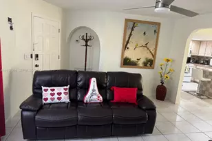 2146 SE 15th Pl, Cape Coral, FL 33990 - Photo 5