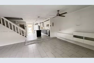 8191 NW 8th Manor #5, Plantation, FL 33324 - Photo 1