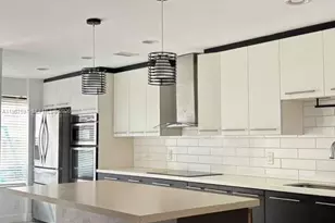 8191 NW 8th Manor, Plantation, FL 33324 - Photo 3