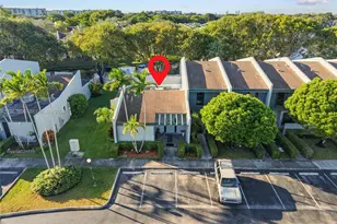 1064 NW 97th Ave, Pembroke Pines, FL 33024 - Photo 41