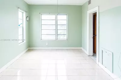 2345 SW 19th St, Miami, FL 33145 - Photo 15