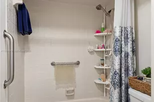 452 N Laurel Dr, Margate, FL 33063 - Photo 29