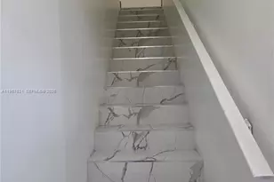 7085 W Sunrise Blvd, Plantation, FL 33313 - Photo 13