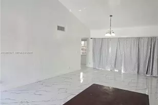 7085 W Sunrise Blvd, Plantation, FL 33313 - Photo 17