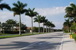 22901 SW 88th Pl, Cutler Bay, FL 33190 - Photo 19