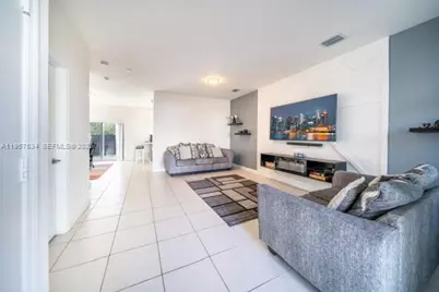 492 NW 203rd Ter, Miami Gardens, FL 33169 - Photo 7