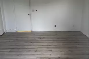 200 SW 132nd Way, Pembroke Pines, FL 33027 - Photo 13