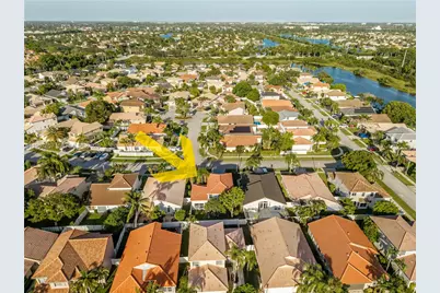 1378 SW 180th Ave, Pembroke Pines, FL 33029 - Photo 21