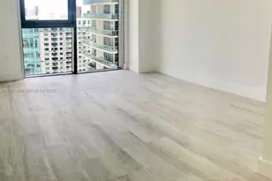 121 NE 34th St, Miami, FL 33137 - Photo 15