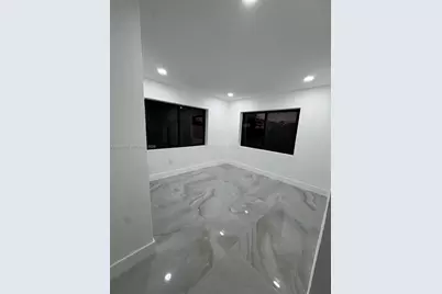 8901 NW 32nd Ave, Miami, FL 33147 - Photo 11