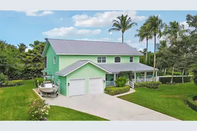 8445 SE Bayberry Ter, Hobe Sound, FL 33455 - Photo 3