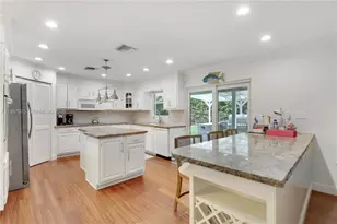 8445 SE Bayberry Terrace, Hobe Sound, FL 33455 - Photo 5