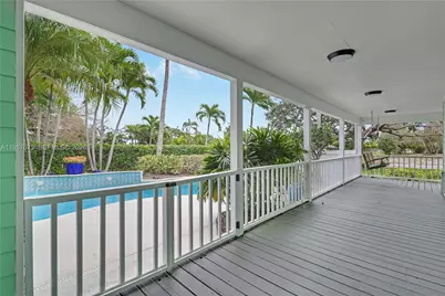 8445 SE Bayberry Ter, Hobe Sound, FL 33455 - Photo 9